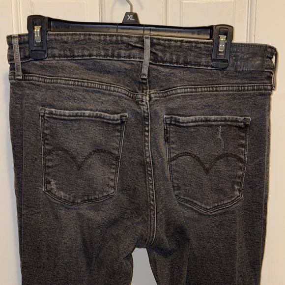 Levi's Black Skinny Jeans for Women - Picture 5 of 6